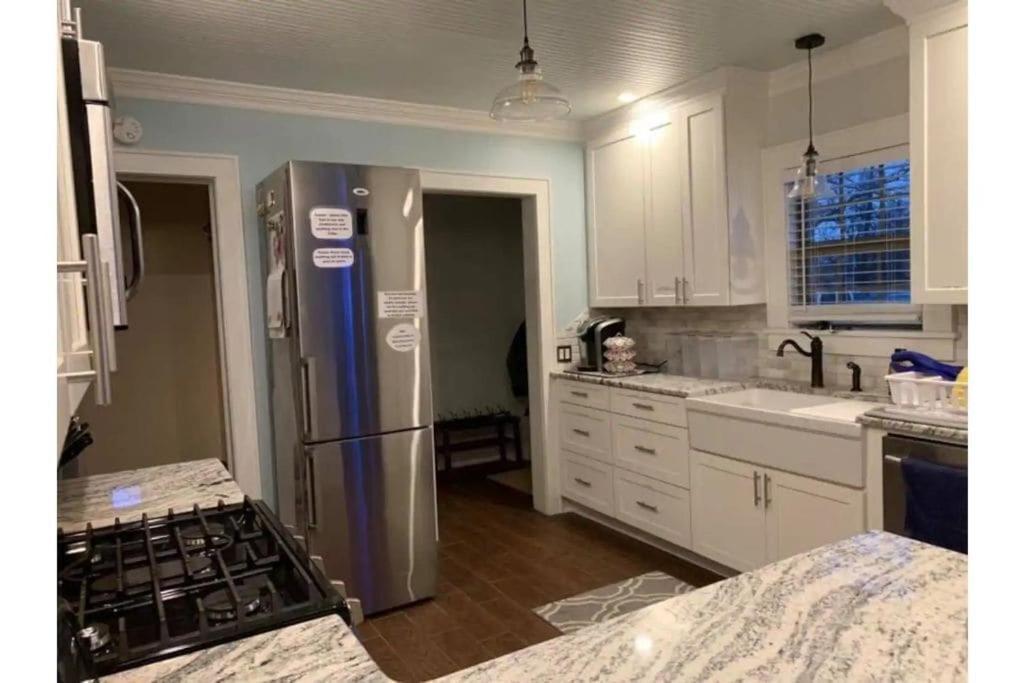 1 Mile To Fort Sill! The Carolebelle Cottage Sleeps 8 With Hottub,Grills,Firepit Lawton Exterior foto