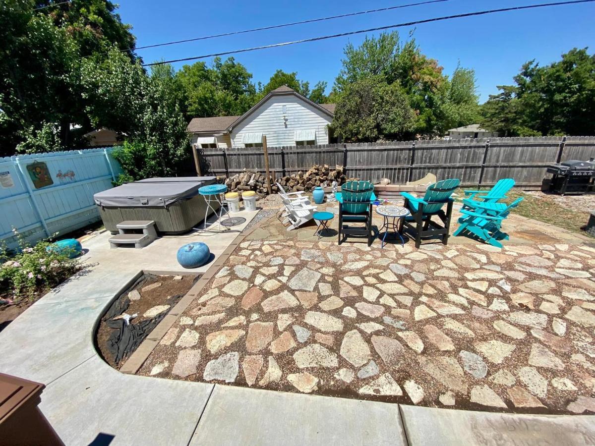 1 Mile To Fort Sill! The Carolebelle Cottage Sleeps 8 With Hottub,Grills,Firepit Lawton Exterior foto